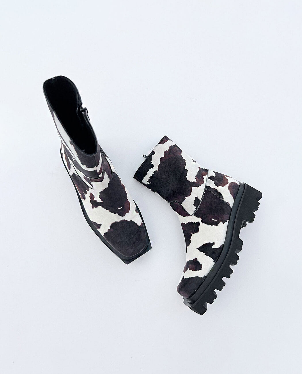 Animal printed patterned western style long boots
